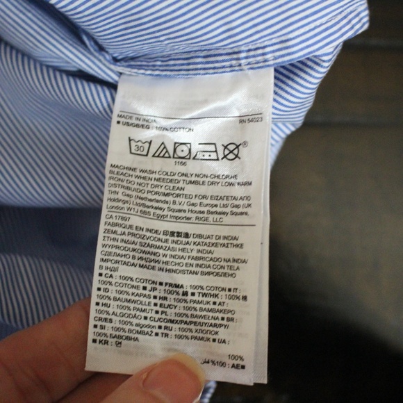 Banana Republic pullover collared pinstriped shirt - Picture 10 of 10